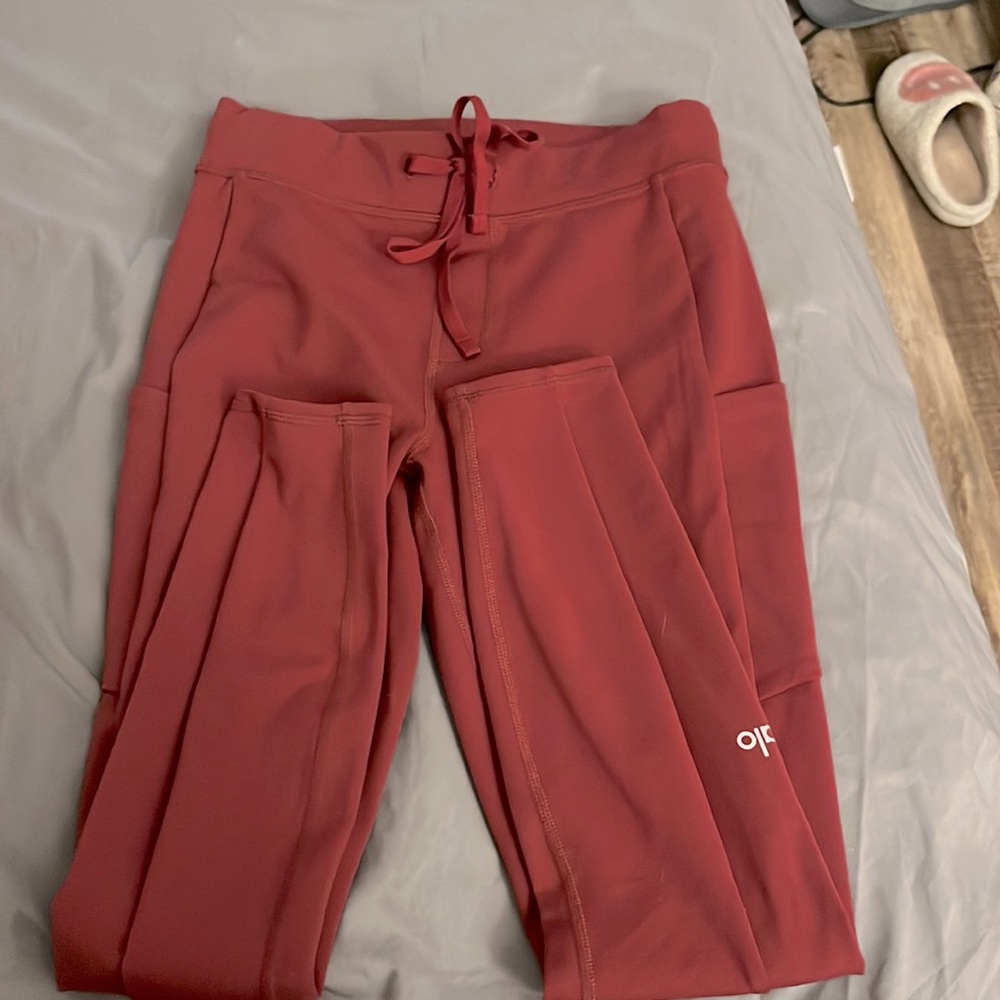 Alo Yoga Pants